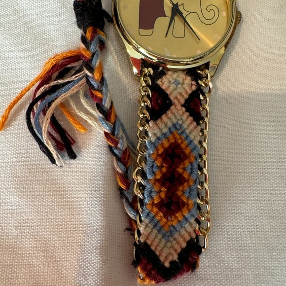 Elephant Watch #3482 - Adjustable Woven Band w/Goldtone Link Chain Edges - Picture 4 of 6